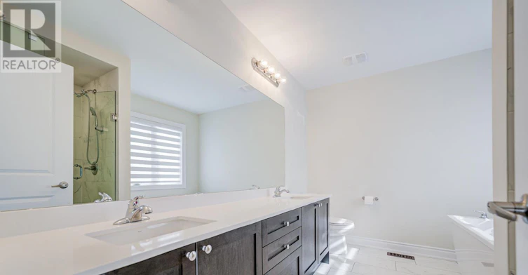 57 Mac Campbell Way, Bradford West Gwillimbury, ON, L3Z 4M7 - 32
