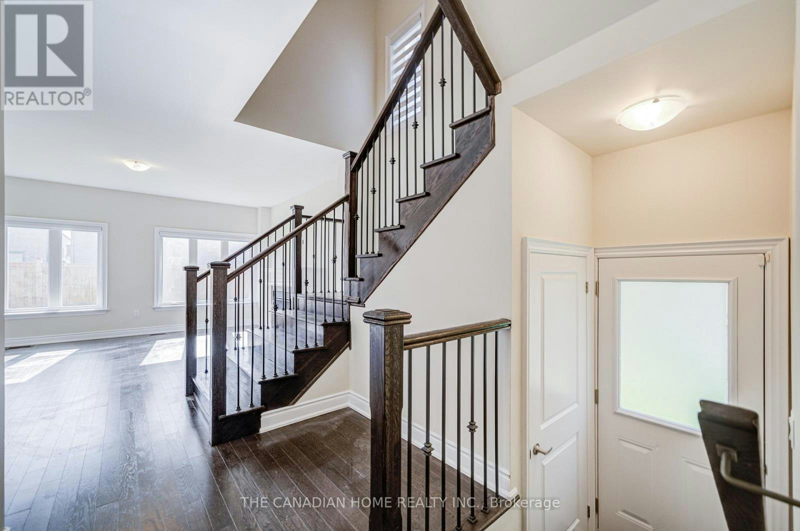 57 Mac Campbell Way, Bradford West Gwillimbury, ON, L3Z 4M7 - 11