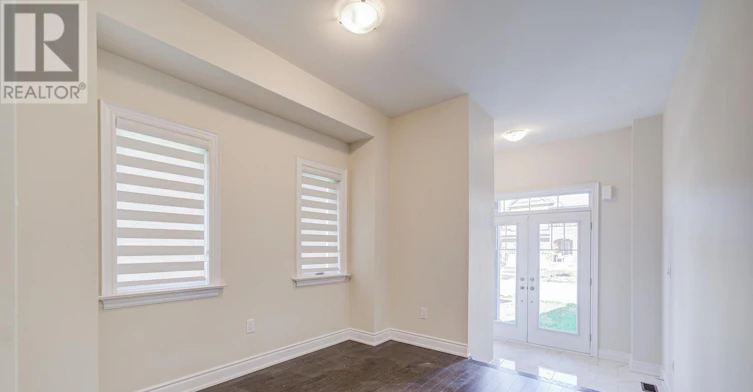 57 Mac Campbell Way, Bradford West Gwillimbury, ON, L3Z 4M7 - 10