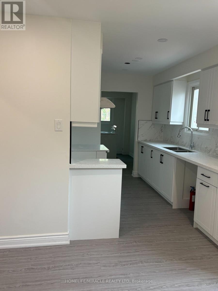 44 Sylvia Street, Barrie, ON, L4M 5J4 - 9