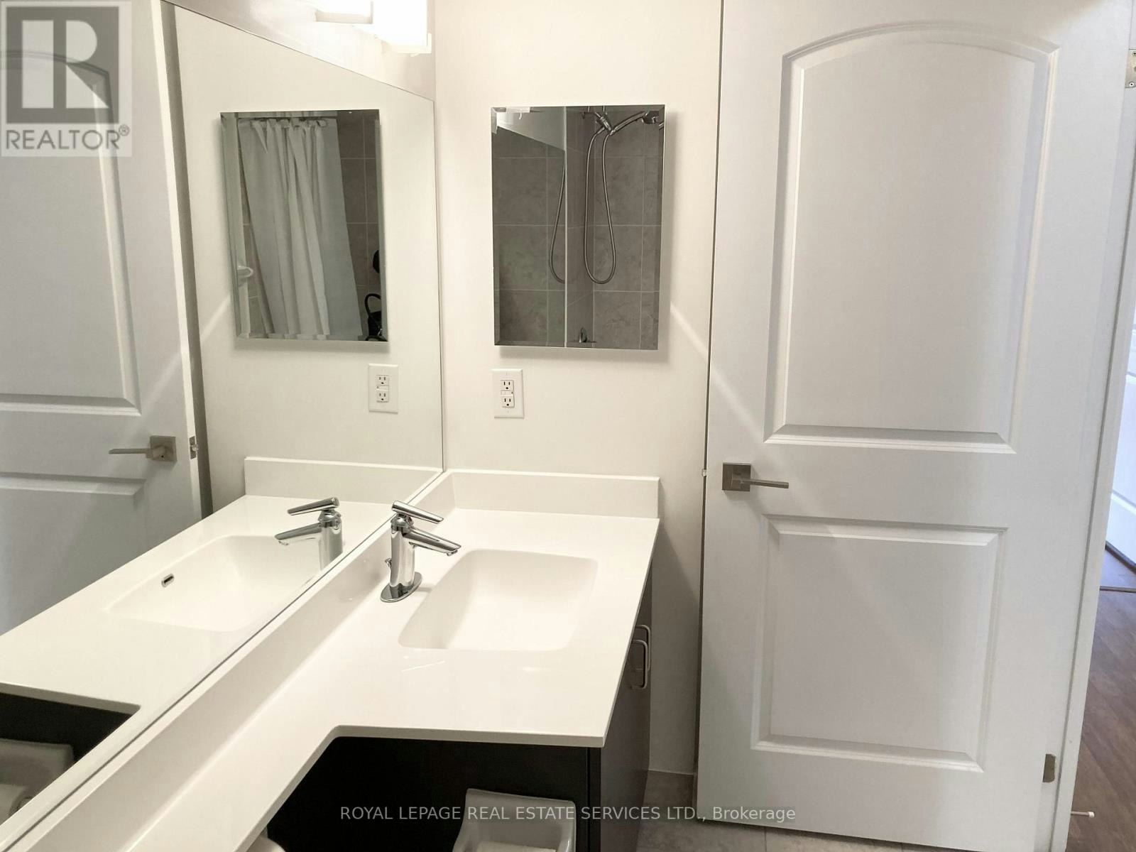 204-55 De Boers Drive, Toronto, ON, M3J 0G5 - 11