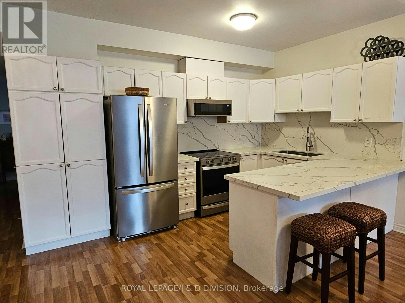 9-38 Gibson Avenue, Toronto, ON, M9N 0A5 - 9