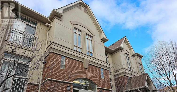 9-38 Gibson Avenue, Toronto, ON, M9N 0A5