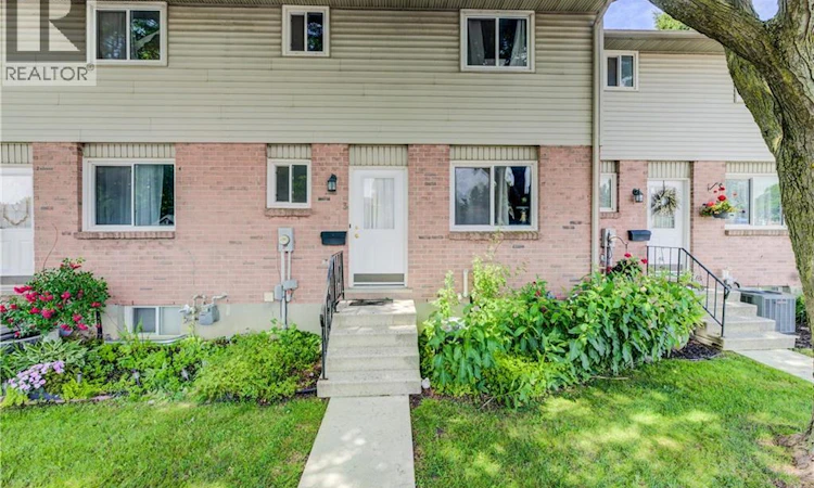 486 Springbank Street