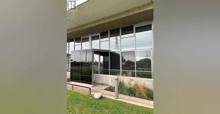 TH103-170 Bayview Avenue, Toronto, ON, M5A 0M4