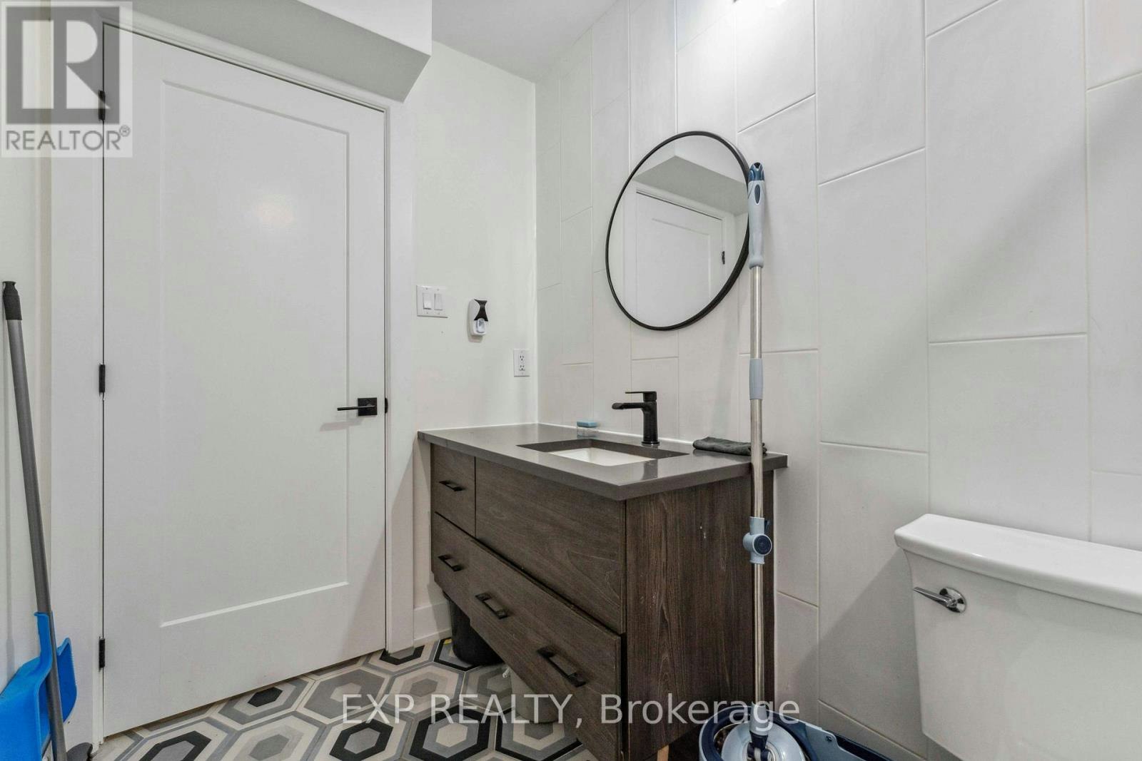 B-12 Sylvester Street, Ottawa, ON, K1K 1V7 - 16