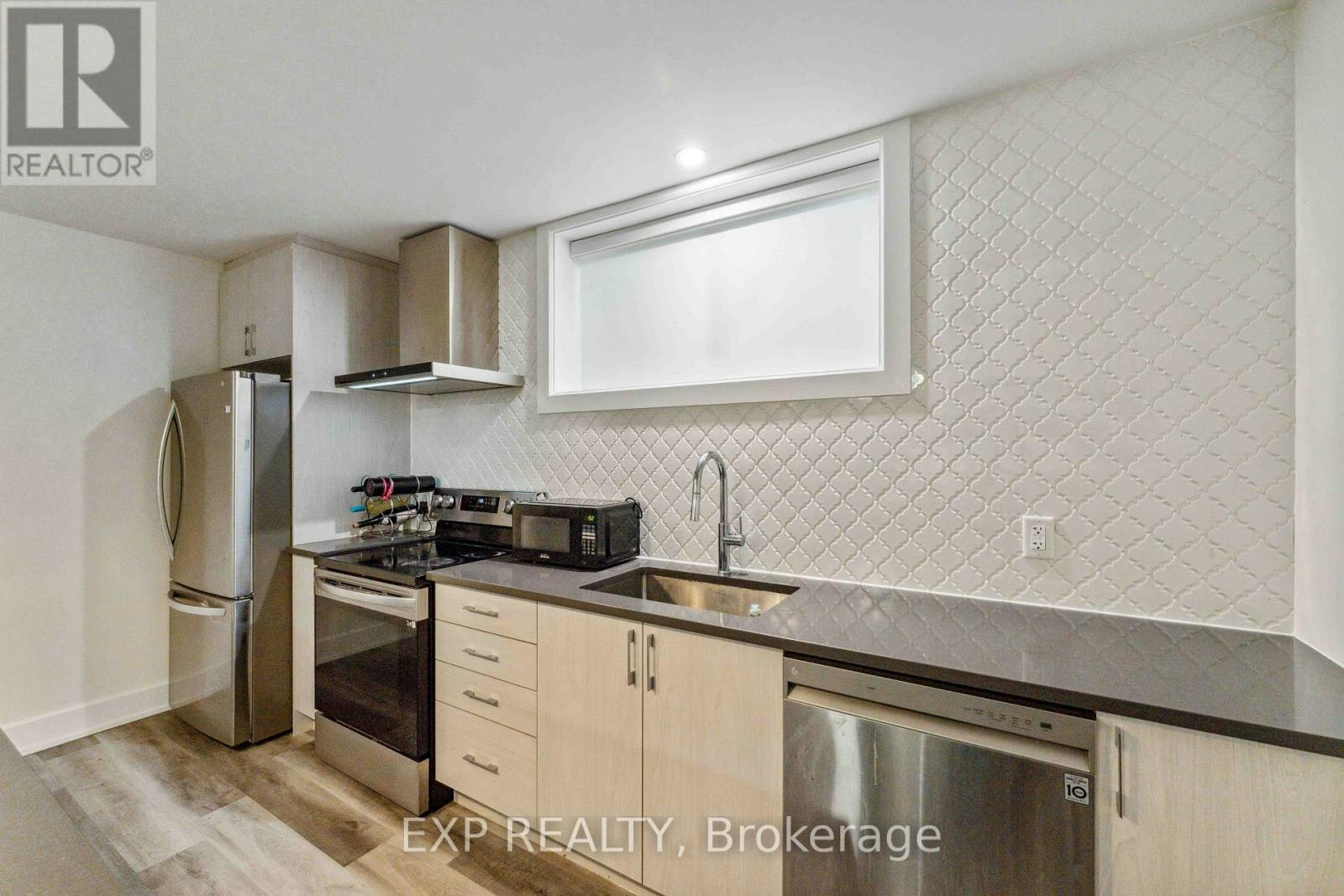 B-12 Sylvester Street, Ottawa, ON, K1K 1V7 - 7