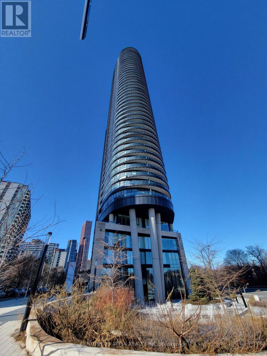 2224-585 Bloor Street E, Toronto, ON, M4W 0B3