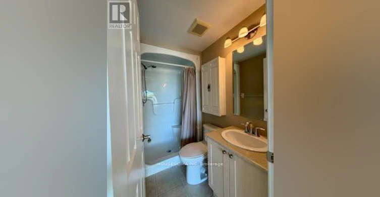 500 Mapleview Drive, Barrie, ON, L4N 6C3 - 4