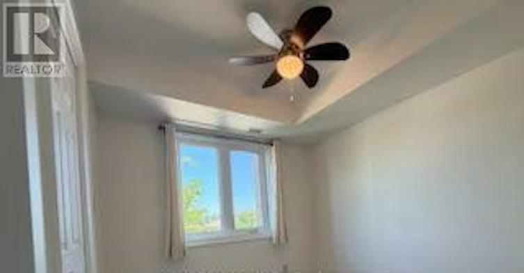 500 Mapleview Drive, Barrie, ON, L4N 6C3 - 5