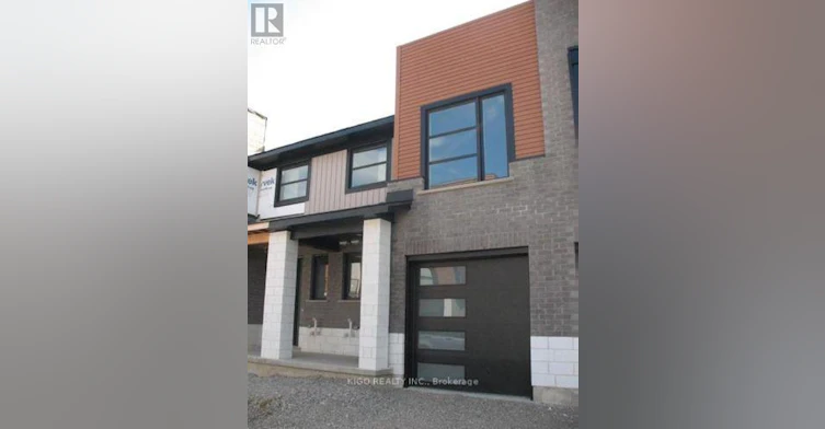 995 Village Square WEST, London, ON, N6H 5J9