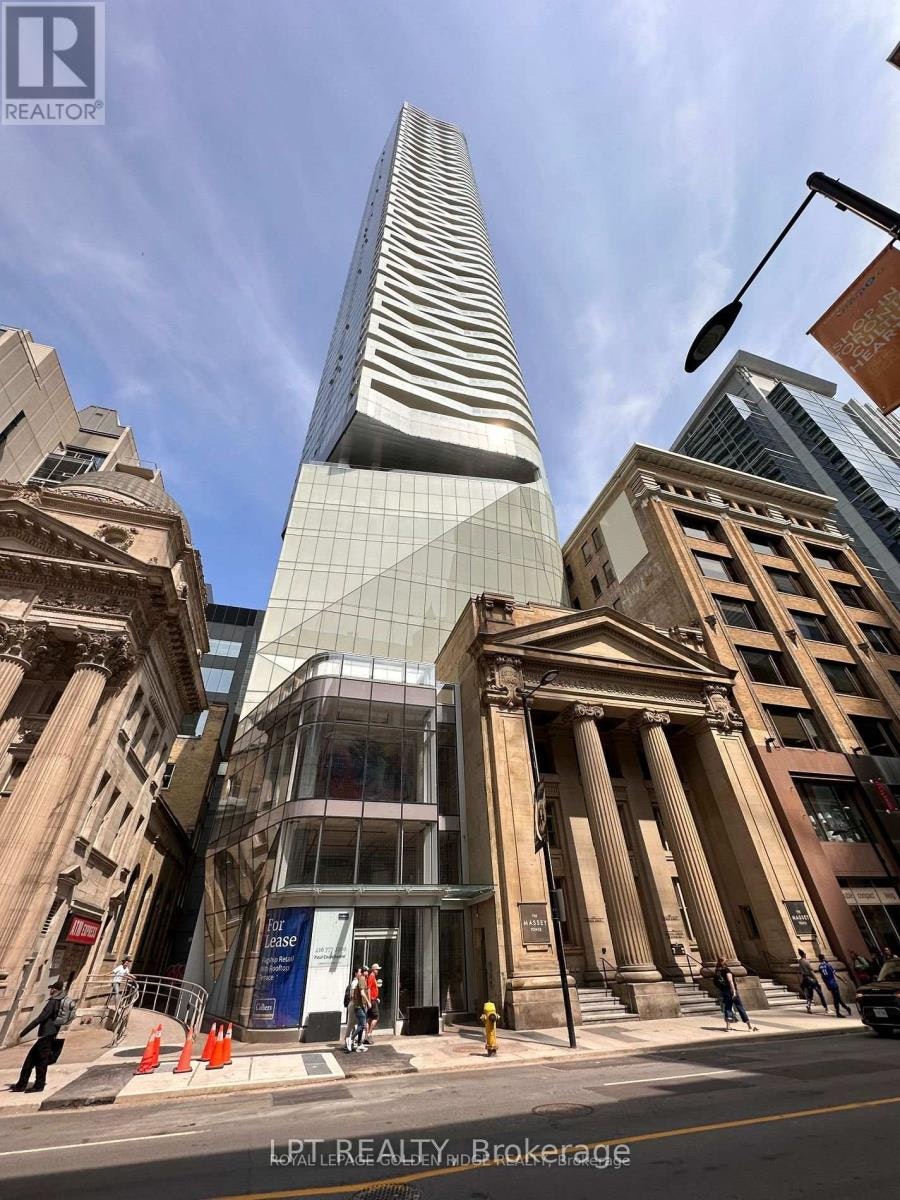 2505-197 Yonge Street, Toronto, ON, M5B 0C1