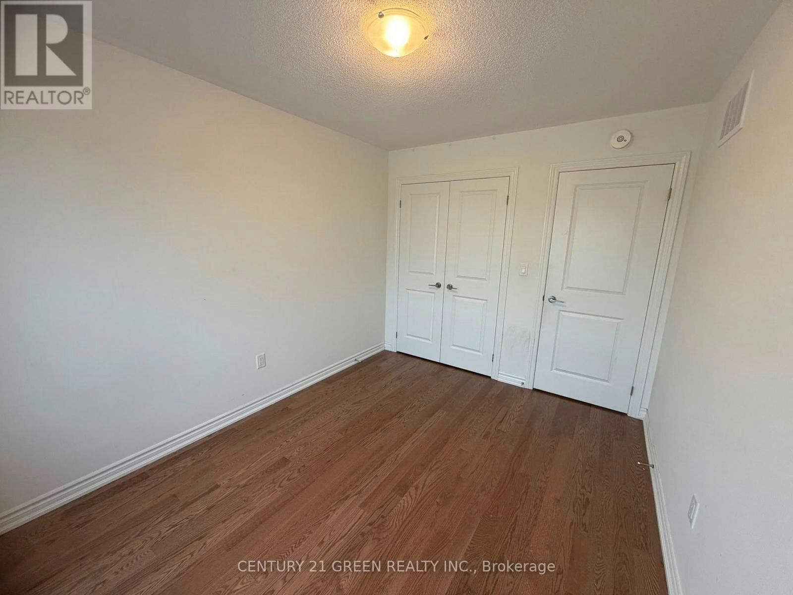 6 Reigate Avenue, Whitby, ON, L1P 0R1 - 16