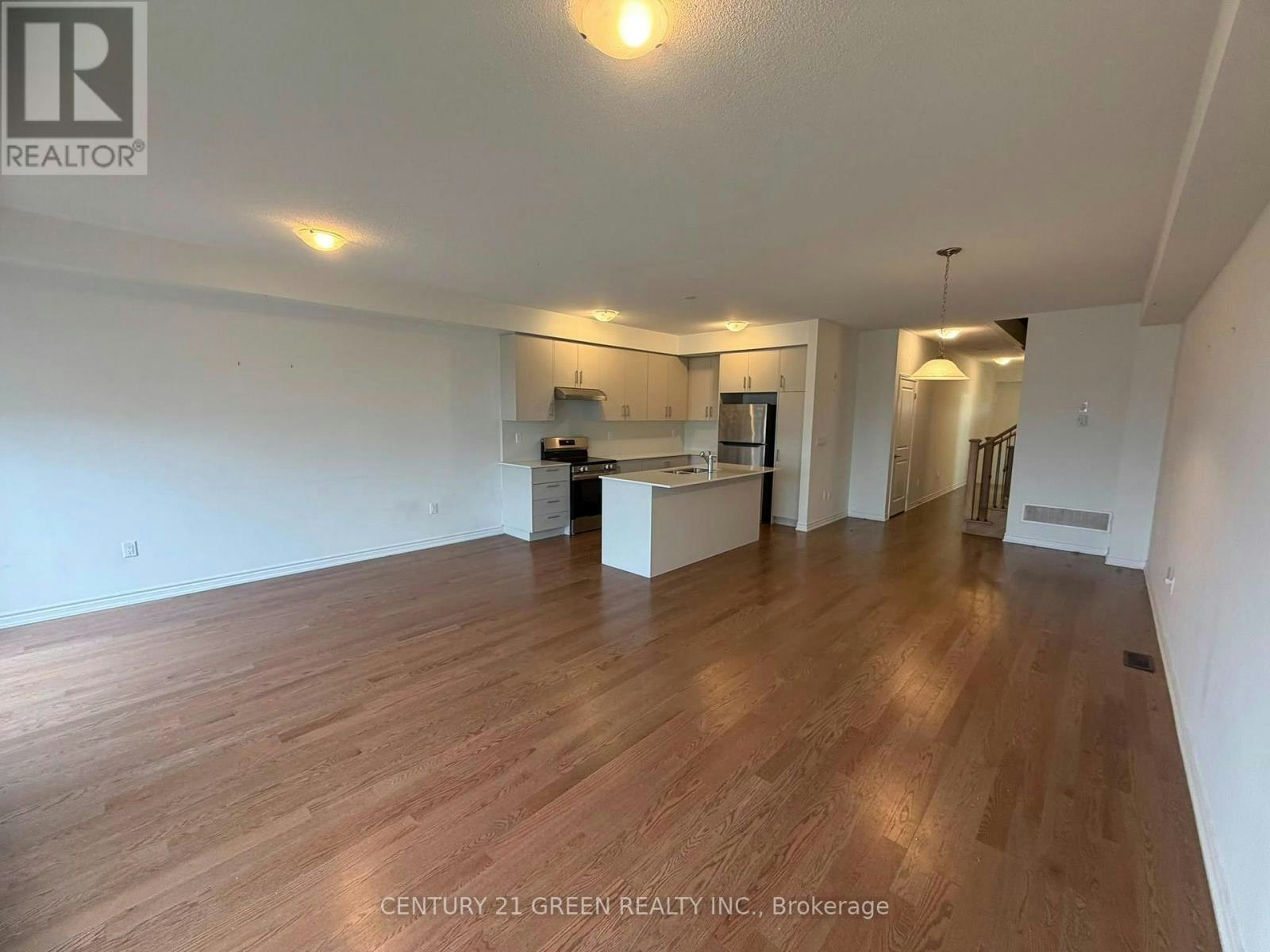 6 Reigate Avenue, Whitby, ON, L1P 0R1 - 6