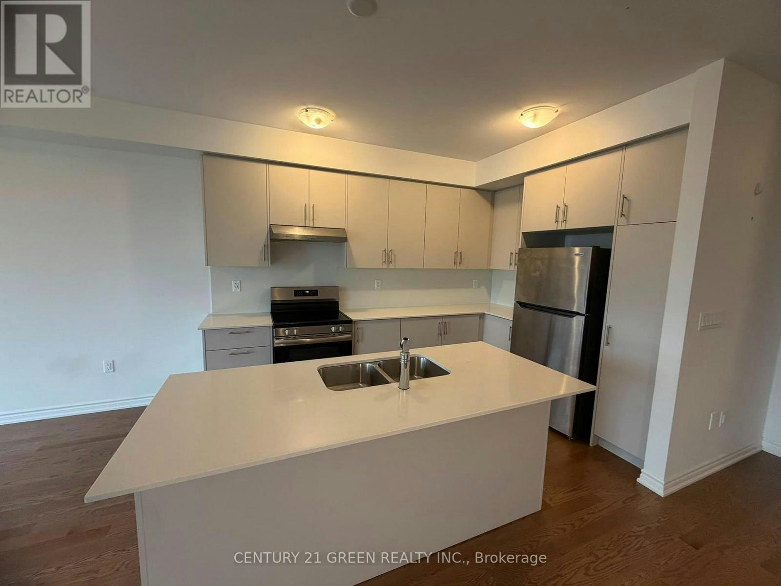 6 Reigate Avenue, Whitby, ON, L1P 0R1 - 7