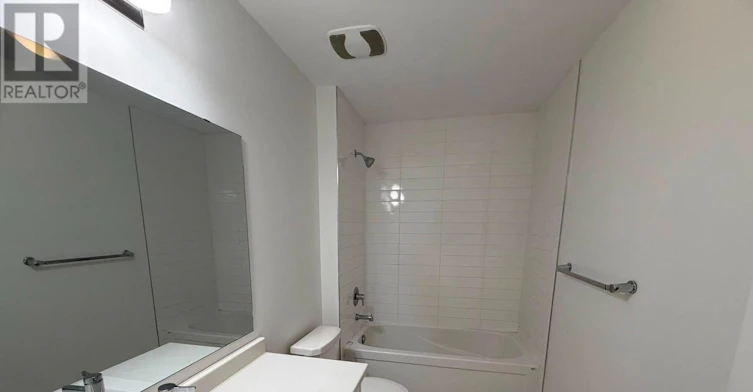 6 Reigate Avenue, Whitby, ON, L1P 0R1 - 18