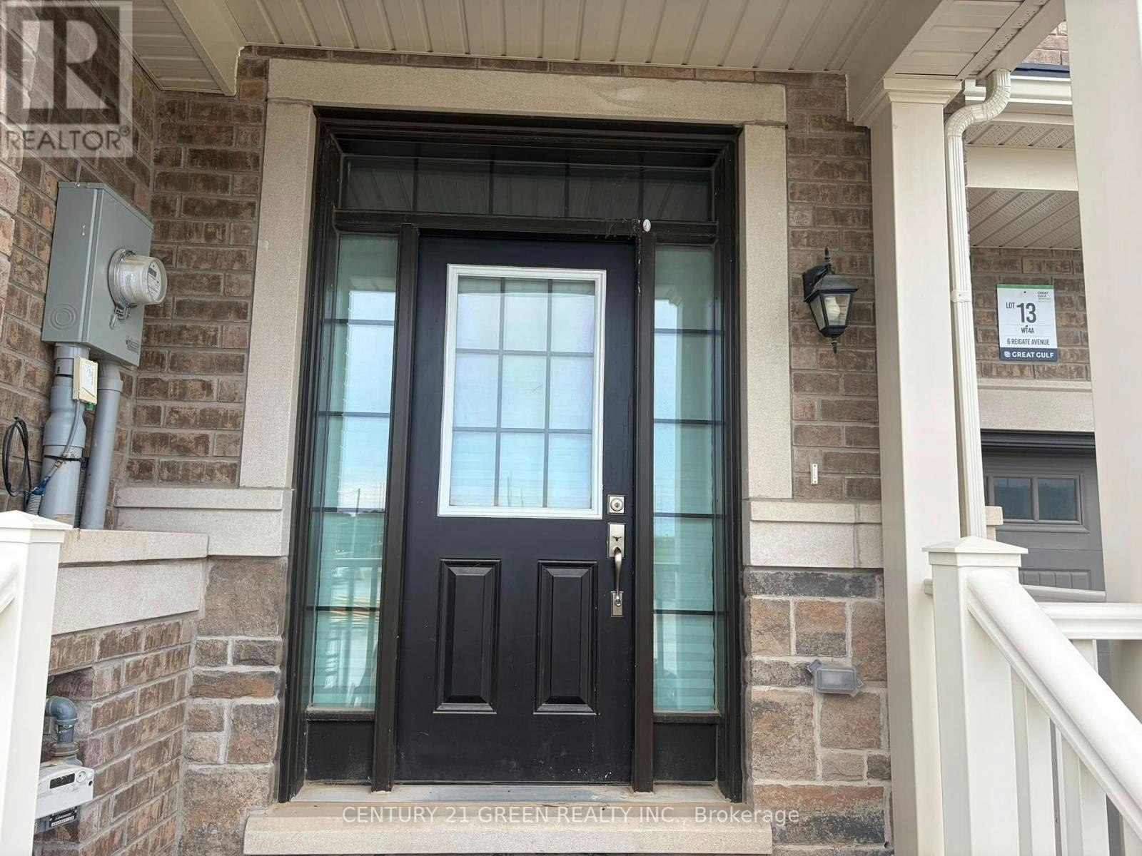 6 Reigate Avenue, Whitby, ON, L1P 0R1 - 2