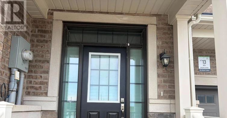6 Reigate Avenue, Whitby, ON, L1P 0R1 - 2