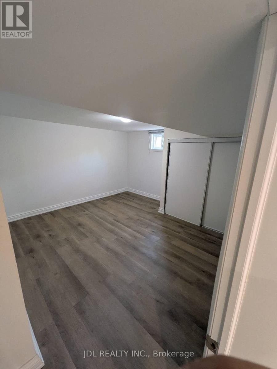 345 Centre Street E, Richmond Hill, ON, L4C 1B3 - 5