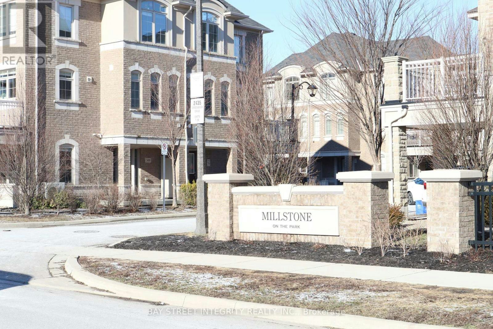 39-2435 Greenwich Drive, Oakville, ON, L6M 0S4 - 39