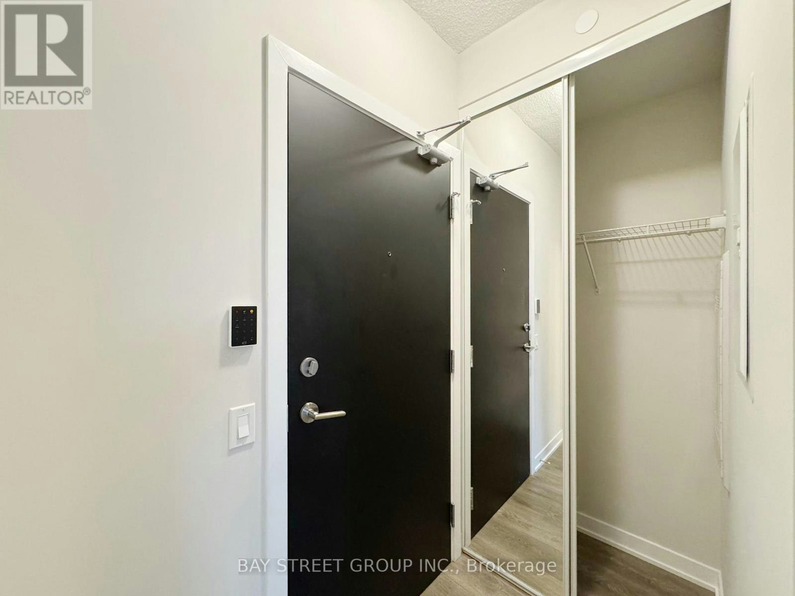 2501-87 Peter Street, Toronto, ON, M5V 0P1 - 10