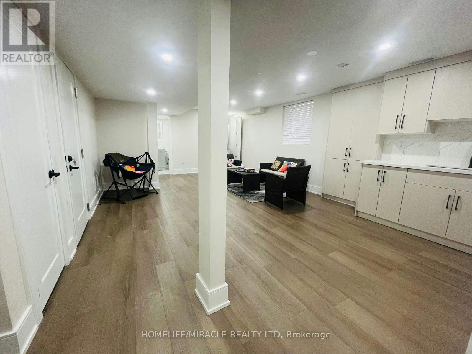 28 Fishlock Street, Ajax, ON, L1Z 1G3