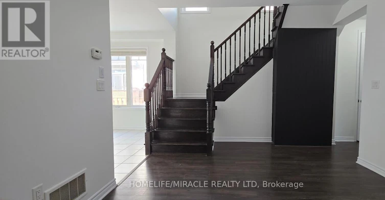 25 Phyllis Drive, Caledon, ON, L7C 4E3 - 11