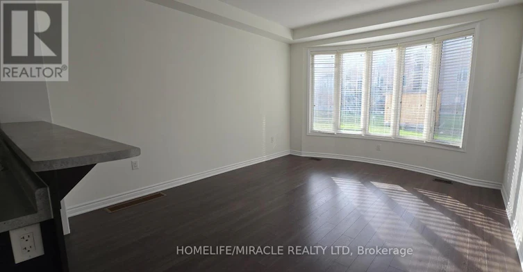 25 Phyllis Drive, Caledon, ON, L7C 4E3 - 7