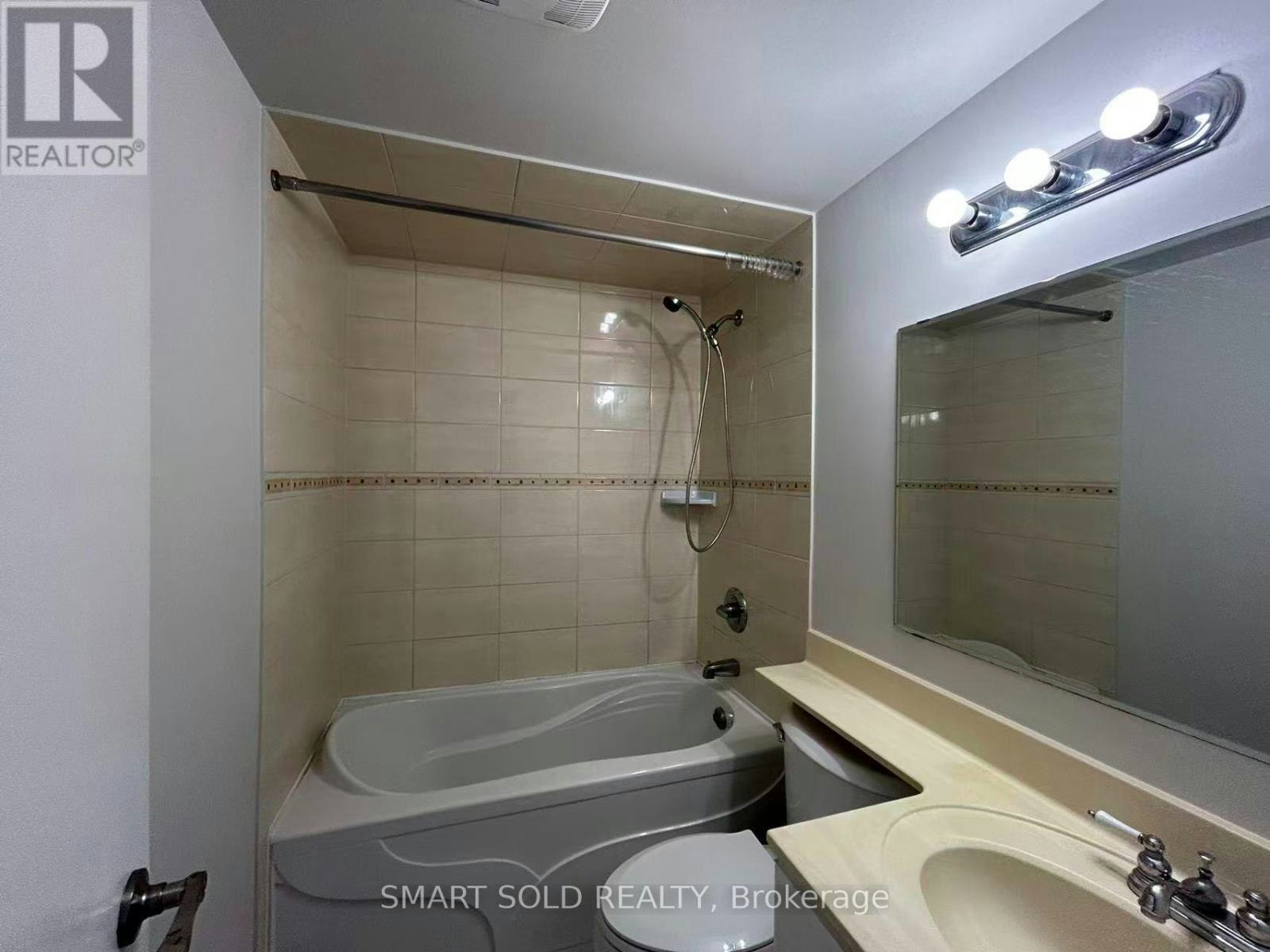 MAIN + UPPER-31 Silas Hill Drive, Toronto, ON, M2J 2X8 - 11
