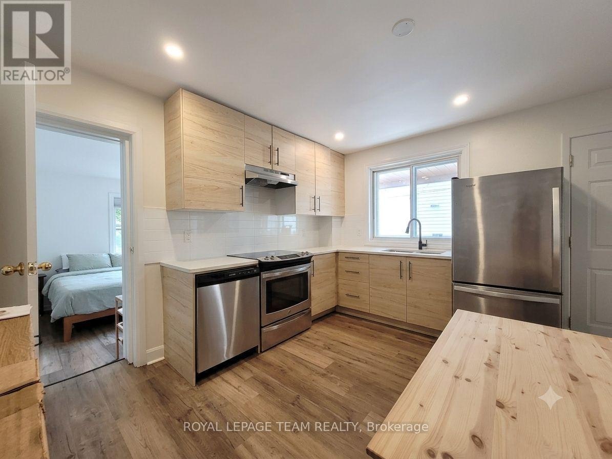 1-14 Poplar Street, Ottawa, ON, K1R 6V2 - 14
