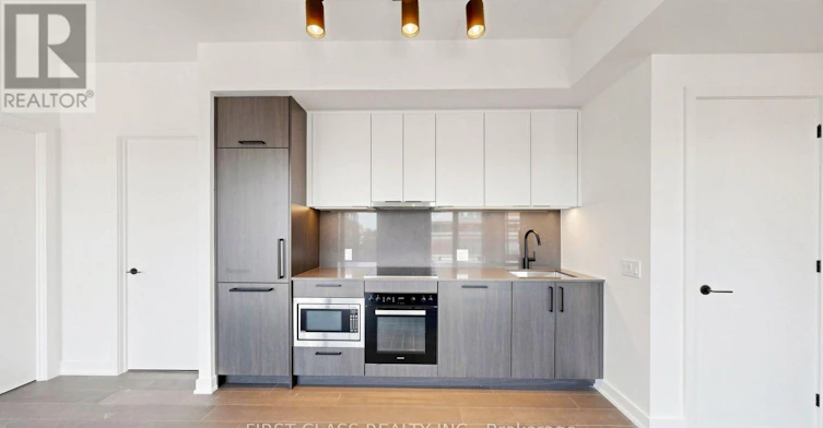 822-91 Montclair Avenue, Toronto, ON, M5P 0B1 - 7