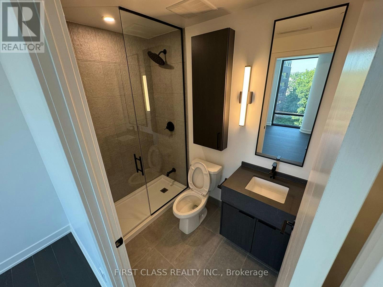 822-91 Montclair Avenue, Toronto, ON, M5P 0B1 - 9