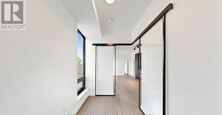 822-91 Montclair Avenue, Toronto, ON, M5P 0B1 - 19
