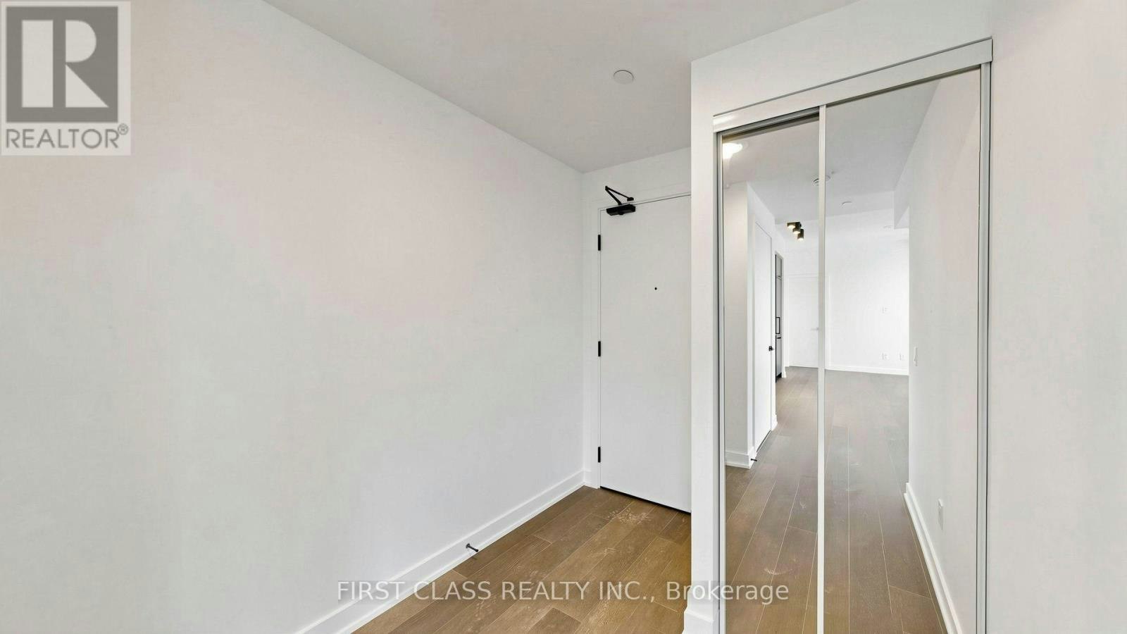 822-91 Montclair Avenue, Toronto, ON, M5P 0B1 - 4