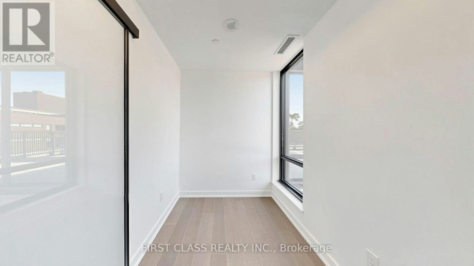 822-91 Montclair Avenue, Toronto, ON, M5P 0B1 - 17