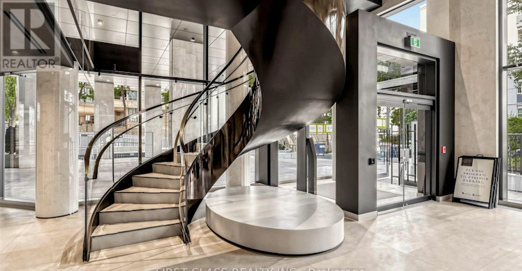 822-91 Montclair Avenue, Toronto, ON, M5P 0B1 - 25