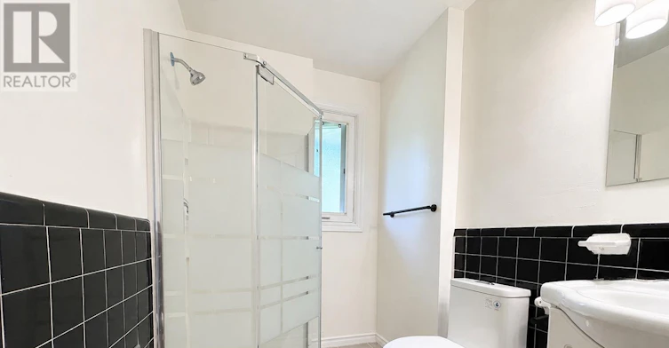 MAIN-39 Commons Drive, Toronto, ON, M1T 1E3 - 11