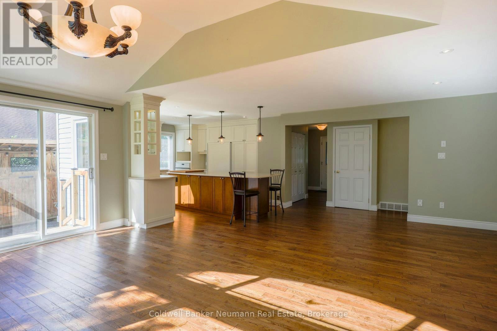 UPPER-44 Tanager Drive, Guelph, ON, N1C 1B6 - 11