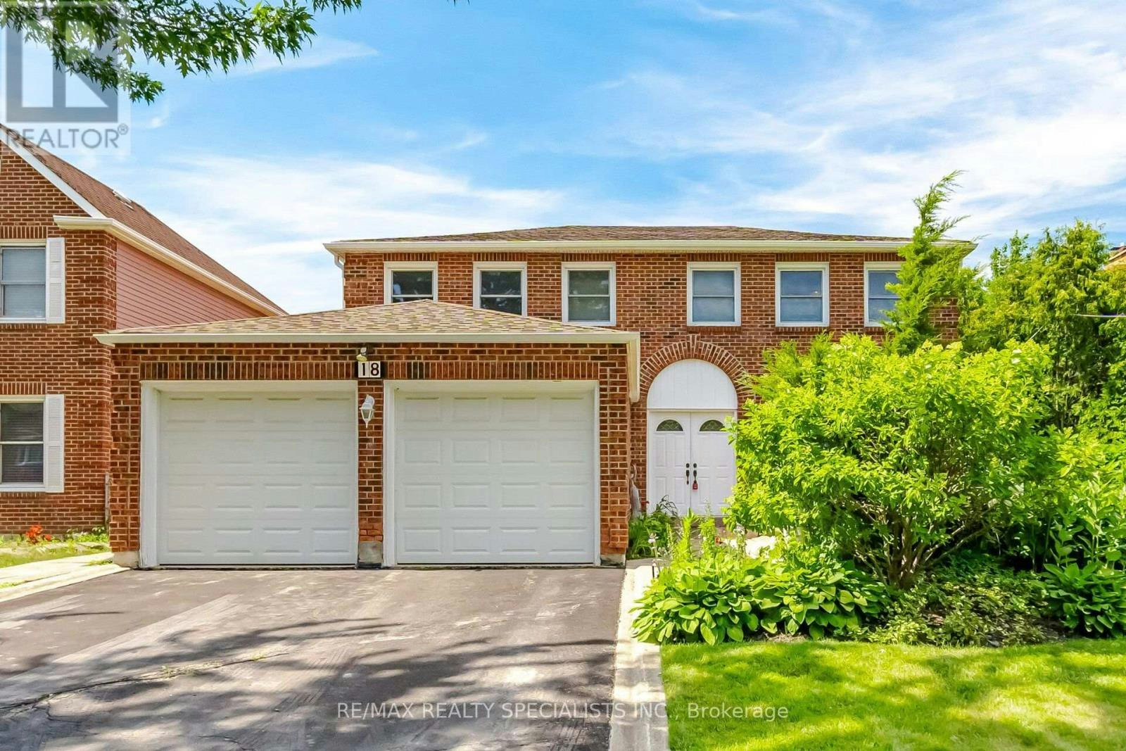 18 Jill Crescent, Brampton, ON, L6S 3J2