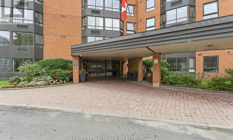 1109-80 Sandcastle Drive