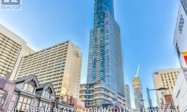 4504-386 Yonge Street