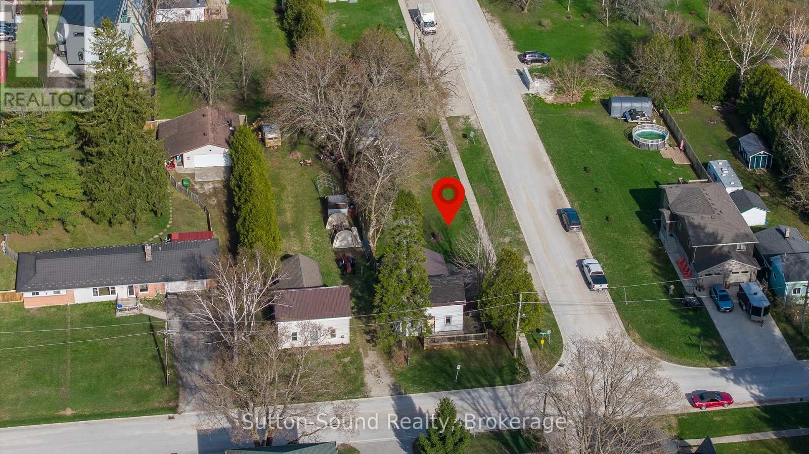 486 Elizabeth Street, South Bruce Peninsula, ON, N0H 1P0