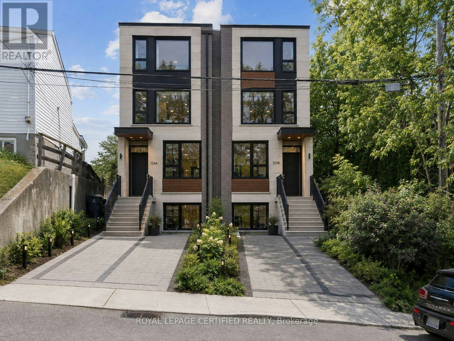 33 Donald Avenue, Toronto, ON, M6M 1J9