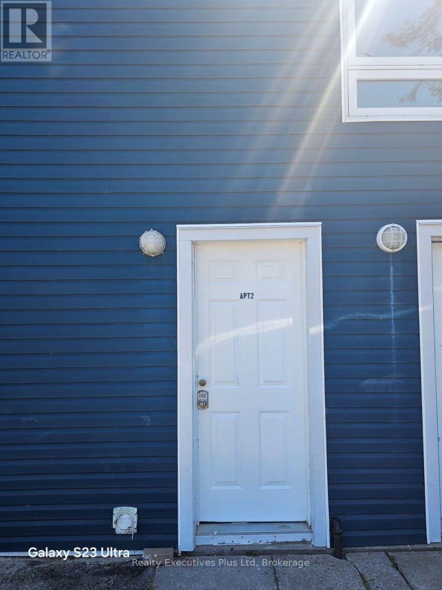 2-884 County 6 Rd Road S, Tiny, ON, L0L 2J0