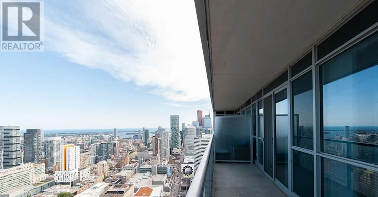 4504-386 Yonge Street, Toronto, ON, M5B 0A5 - 3