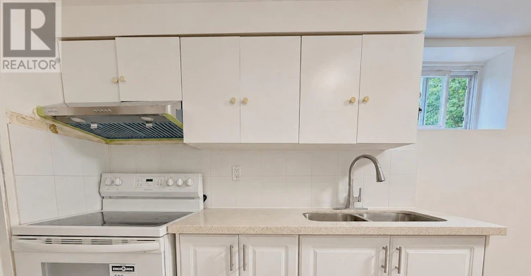 LOWER-39 Commons Drive, Toronto, ON, M1T 1E3 - 2