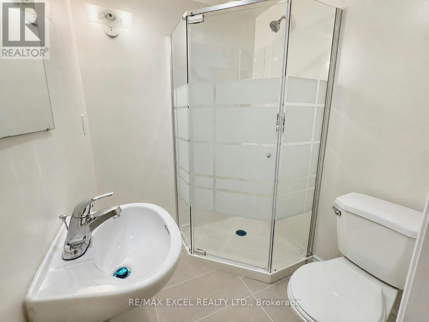 LOWER-39 Commons Drive, Toronto, ON, M1T 1E3 - 7