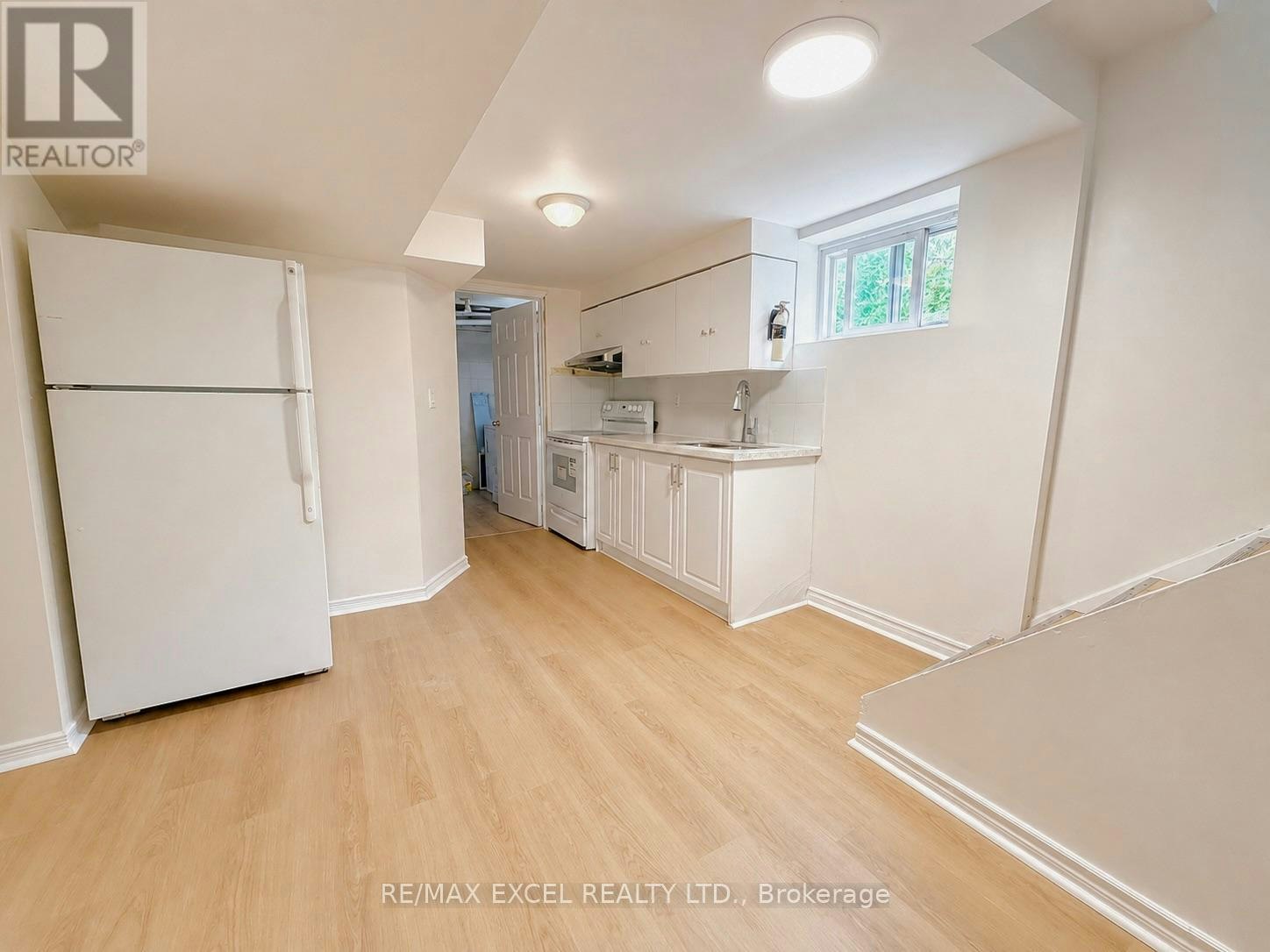 LOWER-39 Commons Drive, Toronto, ON, M1T 1E3 - 3