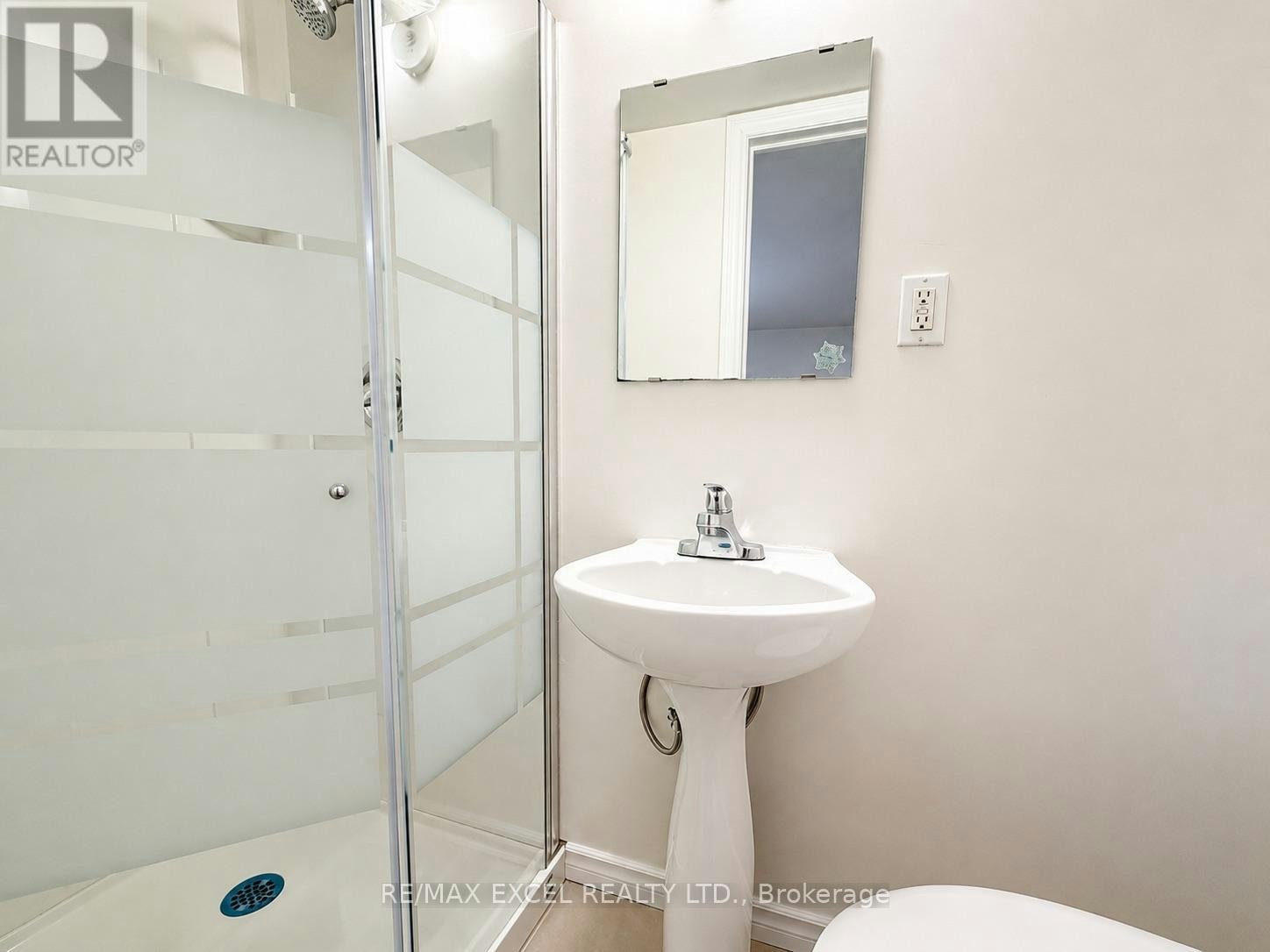 LOWER-39 Commons Drive, Toronto, ON, M1T 1E3 - 9