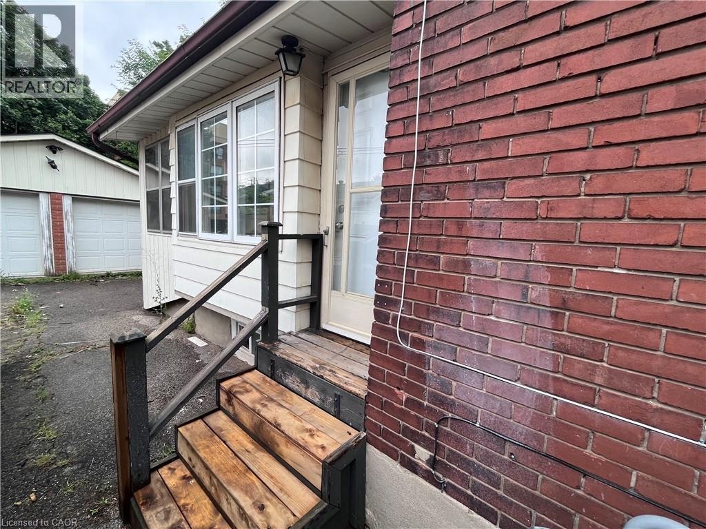 36 Pearl Street, Brantford, ON, N3T 3N6 - 24